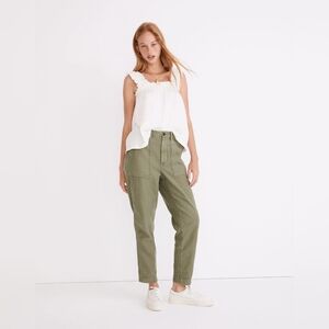Madewell Griff Tapered Fatigue Cargo Pants In dried clover
